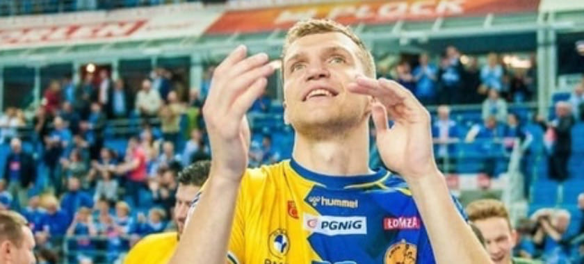 Польша. "Кельце" останется в моём сердце навсегда". Владислав Кулеш опубликовал прощальное письмо болельщикам клуба