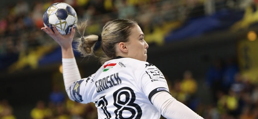 Правая крайняя сборной Венгрии Вивьен Грошч расстанется с "Дебреценом" после текущего сезона