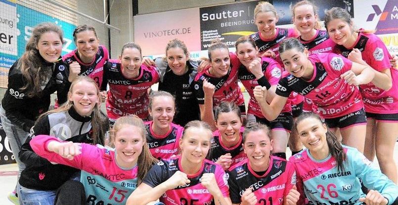 Женская бундеслига. "Метцинген" в перенесенном матче разгромил "Букстехуде"