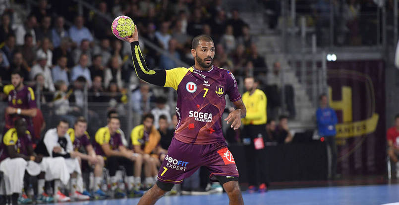 Франция. "Нант" и "Экс" завершили сделку по обмену Николя Клэра на Аймерика Минна