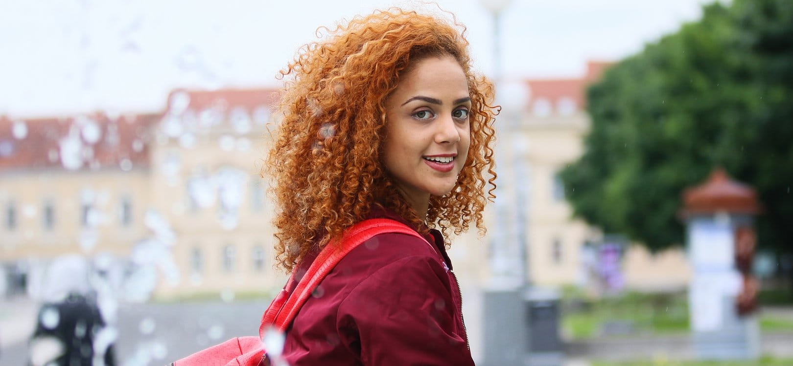 Лабрини Цакалу: "Участие в съемках и конкурсах красоты? Мне советуют попробовать. Почему бы нет?"