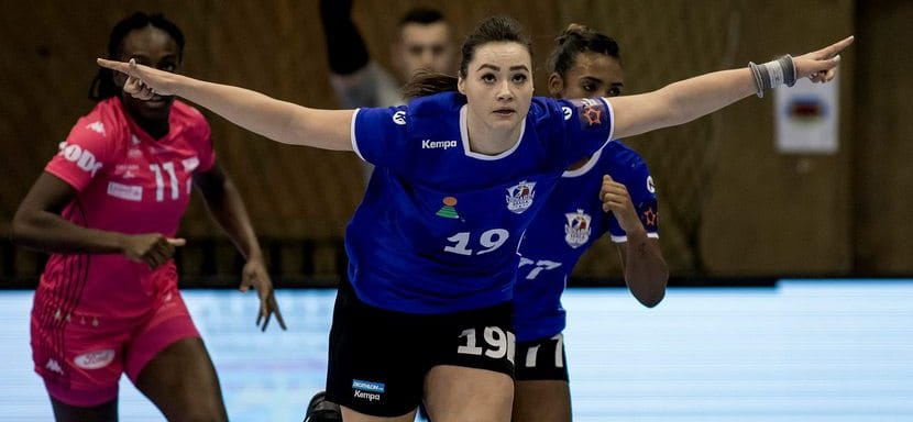 Румыния. "Мария Коновал должна вернуться в строй через 5-8 месяцев". Белорусская гандболистка "Дунэри" успешно прооперирована