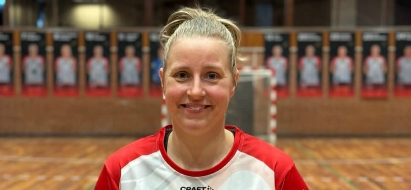 У опытной разыгрывающей Миа Рей очередные проблемы с коленом. Она всё никак не может дебютировать за ХЁЙ