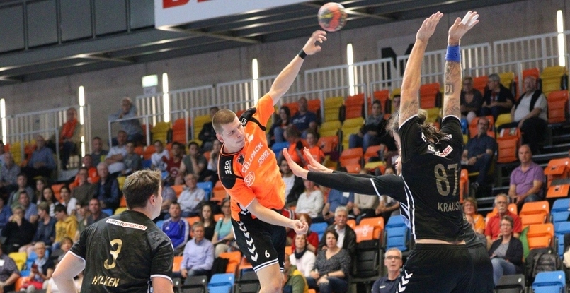 Капитан швейцарского "Шаффхаузена" Димитри Кюттель подписал новый контракт с клубом