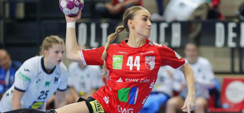 Разыгрывающая сборной Польши Юлия Невядомска продолжит карьеру в сильнейшем клубе Германии "Людвигсбурге"