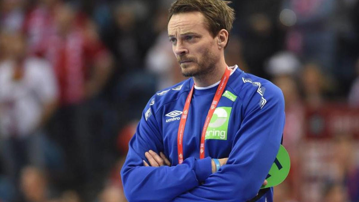 Федерация гандбола Норвегии начала поиск преемника Кристиана Берге у руля мужской сборной через объявление на своем сайте