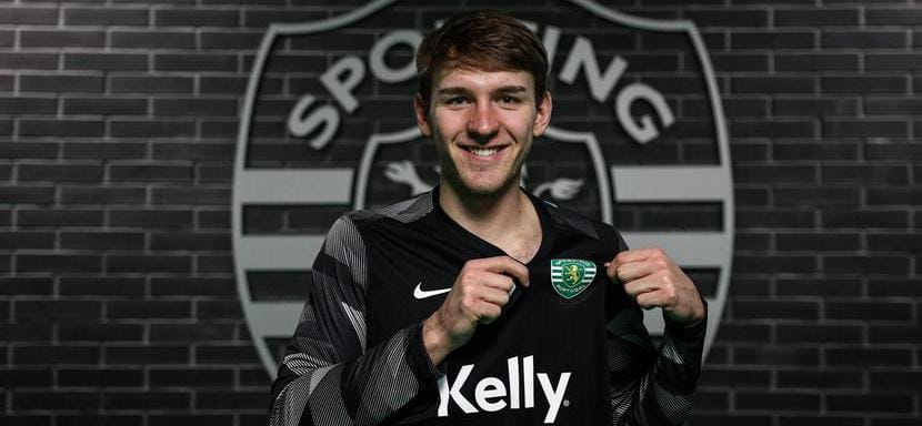 Португалия. "Спортинг" нашёл замену Мануэлу Гашпару. Его сменщиком в воротах будет норвежец Андре Кристенсен