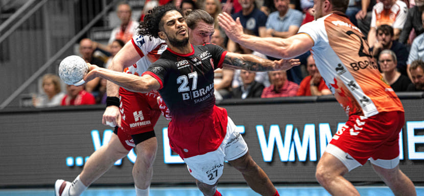 Бундеслига. "Мельзунген" Калараша одержал волевую победу над "Гуммерсбахом", "Ганновер" был минимально сильнее "Эрлангена" и ещё один результат