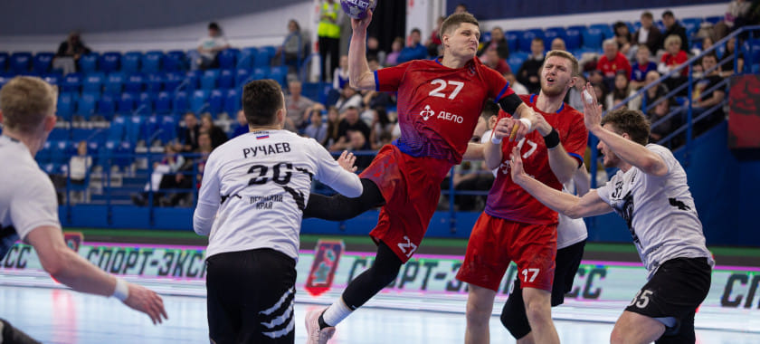 Снова Холмов и шикарный Белевцов из ЦСКА, двое из "Чеховских медведей". Символическая сборная марта