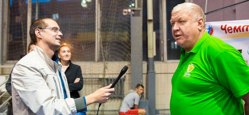 Голоса гандбола. Дмитрий Мельниченко: "Ручной мяч — условный симбиоз баскетбола и мини-футбола"