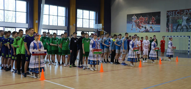 Минские, краснодарские, астраханские и гродненские юноши разыграют медали в турнире на призы олимпийского чемпиона Андрея Барбашинского