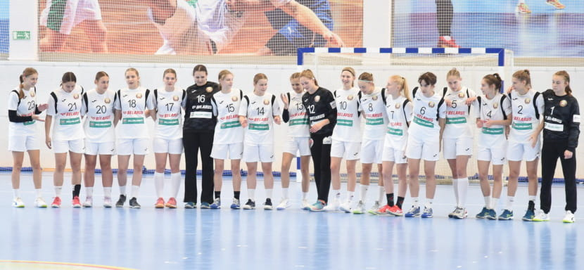 22 гандболистки девичей сборной Беларуси (U-17) будут готовиться к трём товарищеским матчам в Минске против сверстниц из России