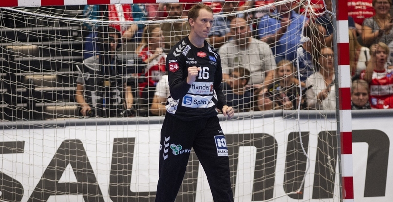 Шведский голкипер Микаэль Аггефорс продлил контракт с "Ольборгом"