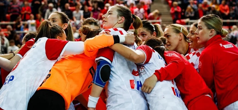 ЧЕ-2022. 18 гандболисток сборной Хорватии отправились в Любляну, где будут проводить матчи группового раунда