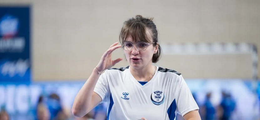 Анна Вяхирева: "Увидела по глазам молодых игроков, что они действительно увлечены. У нас состоялся очень приятный разговор"