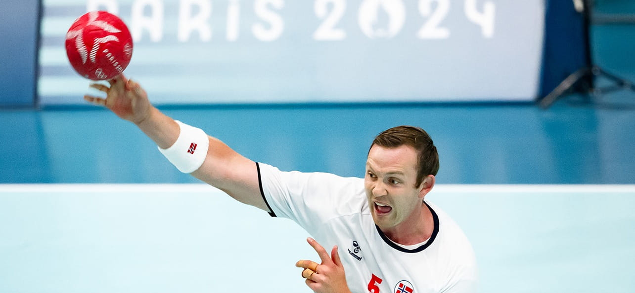 Сборная Норвегии одержала вторую победу на олимпийском турнире, уверенно обыграв Францию. У хозяев Игр два поражения в двух матчах