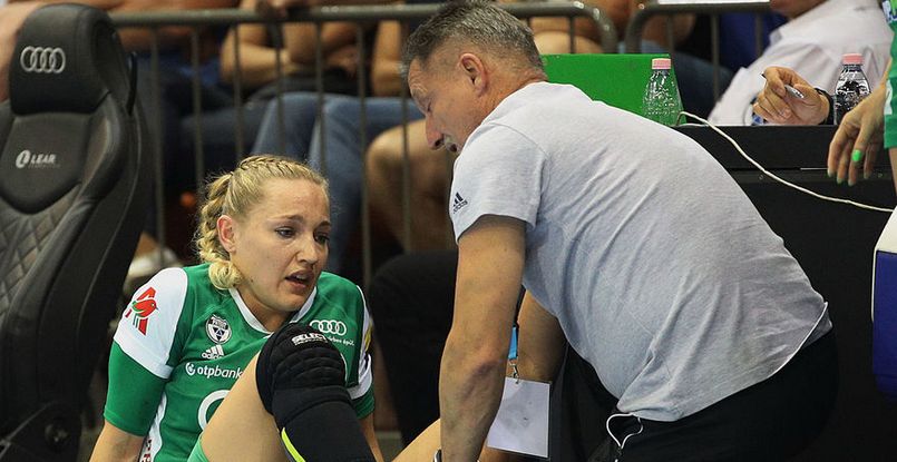 Венгрия. В начале сезона "Дьер" не сможет рассчитывать на правую крайнюю Яну Кнедликову, которая получила травму