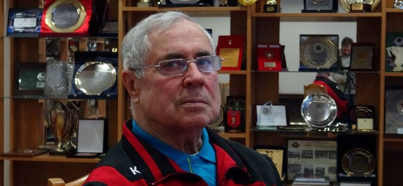 Спартак Миронович: "Саша Каршакевич даже сейчас, когда меня видит, прячет сигарету, хотя ему уже давно за 60 лет"