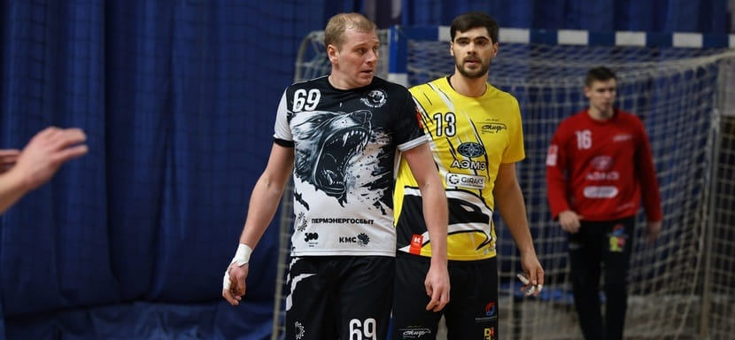 Линейный Роман Столяров, специализирующийся на игре в защите, покидает ряды "Пермских медведей" после одного сезона в команде
