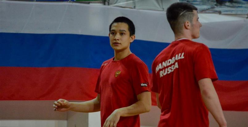 Юношеская сборная России (U-19) сегодня сыграет с хорватами на турнире в Венгрии. Будет прямая трансляция поединка!