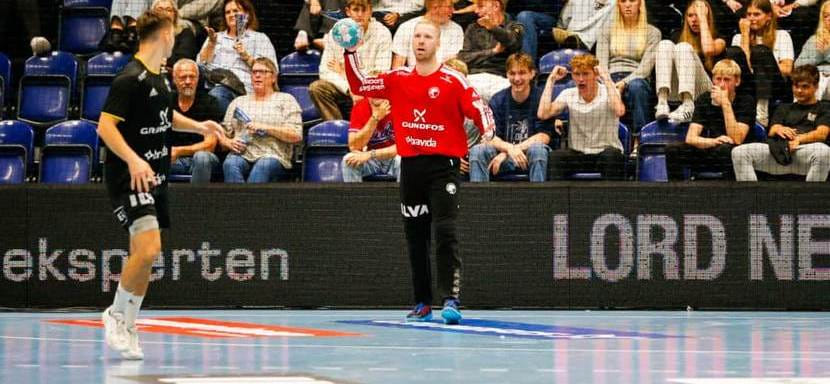 Дания. Серебряный призёр Олимпийских игр в Лондоне Юнас Шёстранд принял решение покинуть "Бьеррингбро" после этого сезона