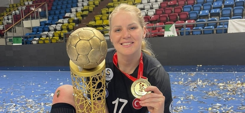 Валерия Бараник: "Мне хочется продолжать играть в гандбол и кайфовать от процесса. Надеюсь, что в "Коньяалты" у меня всё получится"