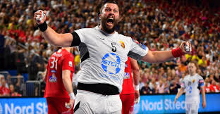 СЕХА-лига поздравила капитана "Вардара" Стоянче Стоилова с 33-летием (ВИДЕО)