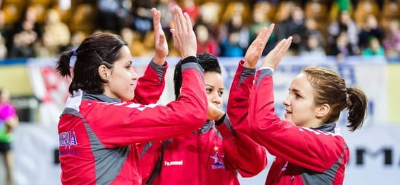 Символическая сборная "Звезды": Суслина или Сидорова? Вяхирева или Лякрабер? Шипилова или Илларионова?