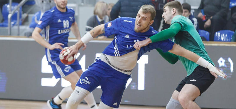 ФГР оштрафовала линейного "Виктора" Матеуша Пьеховского на 2000 рублей за выход на послематчевую процедуру не в спортивной форме