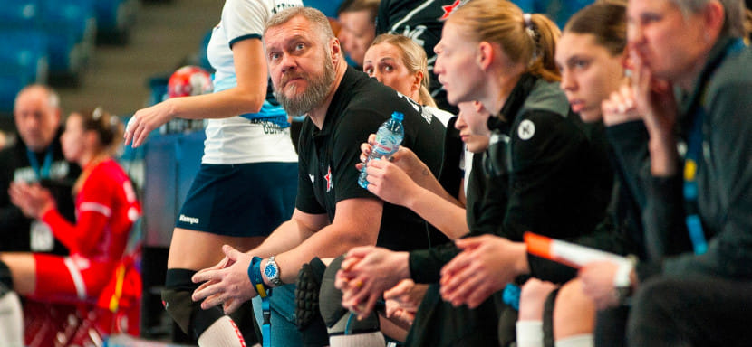 "В шутку называю нас помойщиками". Михаил Серёгин — откровенно о роли вторых тренеров