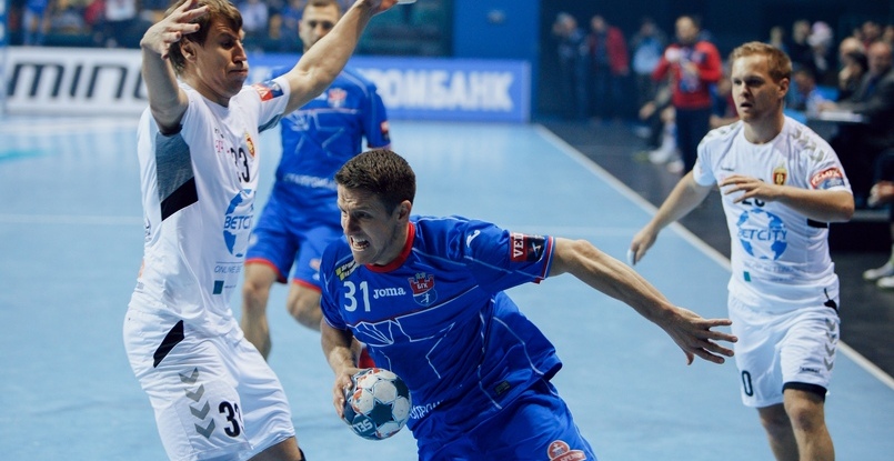 ЧЕ-2020. Симон Разгор: "Поставлю на австрийцев в матче с белорусами. Им наверняка хочется завершить домашний турнир победой"