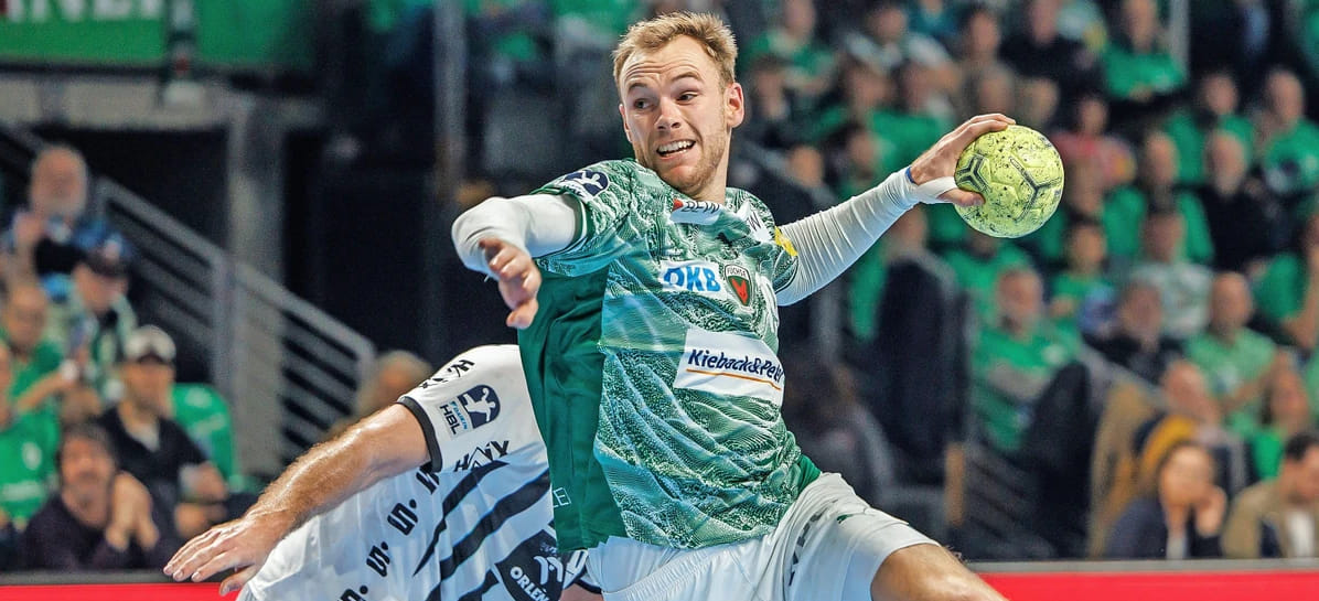 В бундеслиге Гидсель тащит "Берлин" даже с больным плечом, а голы Кулеша помогают "Мельзунгену"