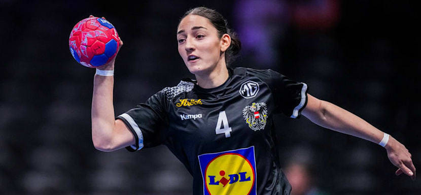 19-летняя полусредняя сборной Австрии Андреа Барняк продолжит карьеру в словенском "Криме"