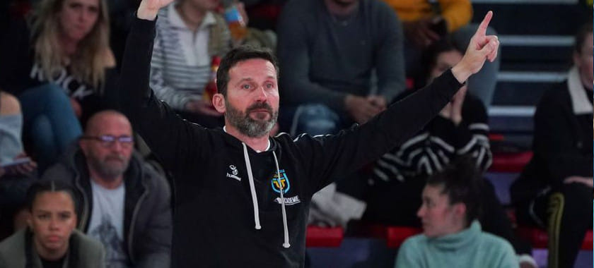 Румыния. Кадровый слух. Покидающий летом женский "Тулон" Стефан Плантен может возглавить мужской "Стяуа"