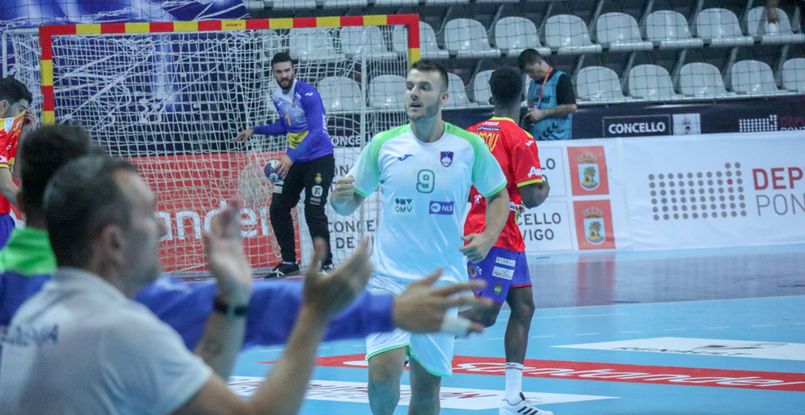 Швеция. Словенский талант Грегор Оцвирк переходит из "Ерузалема" в "Кристианстад"