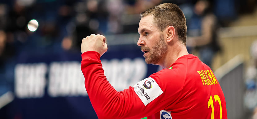 ЧЕ-2022. Сэйв шведа Андреаса Палички в полуфинале с французами — лучшее вратарское спасение турнира в Венгрии и Словакии (ВИДЕО)