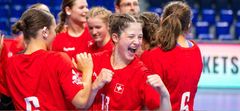 Сборные Швейцарии и Германии сыграют в финале Открытого чемпионата Европы среди девушек не старше 16 лет