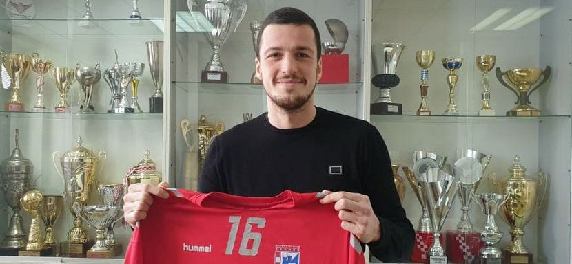 Балканы. Хорватский голкипер "Целе" Филип Ивич в межсезонье перейдет в "Загреб"