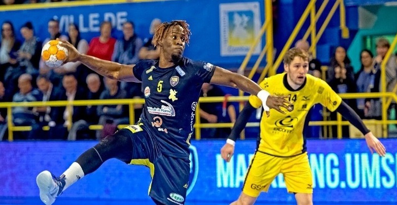 Франция. Левый крайний Стив Мари-Жозеф продолжит карьеру в "Дюнкерке"