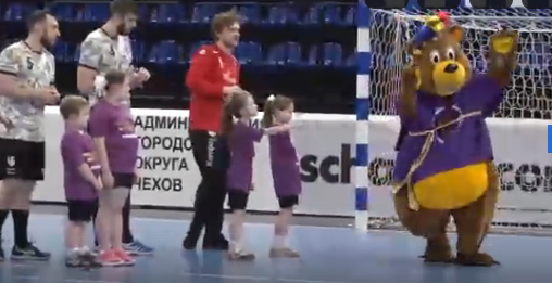 Суперлига. "Столица гандбола" — новый выпуск посвящен победе "Чеховских Медведей" над "Виктором" (ВИДЕО)