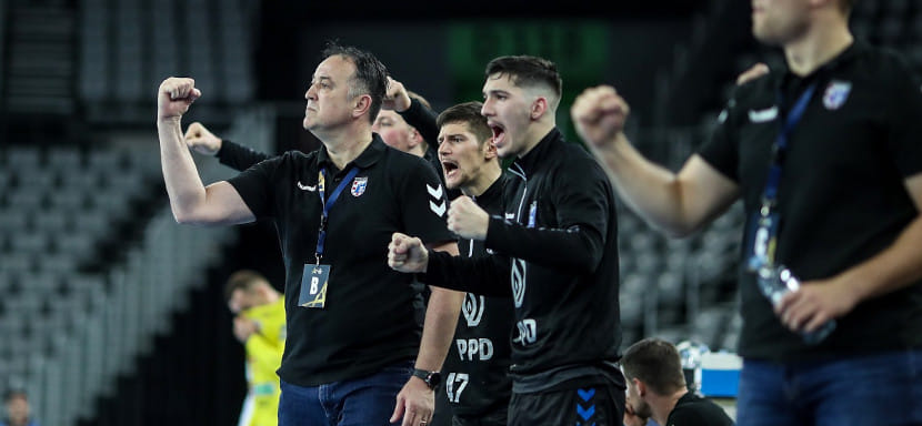 Балканы. 51-летний хорватский специалист Славко Голужа и "Загреб" договорились о продолжении сотрудничества ещё на один сезон