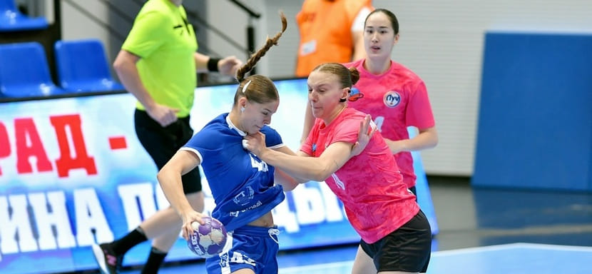В женском чемпионате России сегодня состоится одна игра: московский "Луч" принимает волгоградское "Динамо-Синара"
