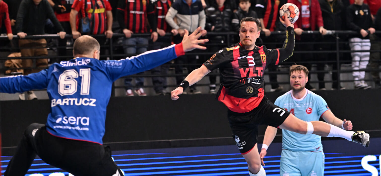 "Бенфика" с Вайлуповым в составе проиграла "Кристиансанду" и не сумела выйти в плей-офф Европейской лиги