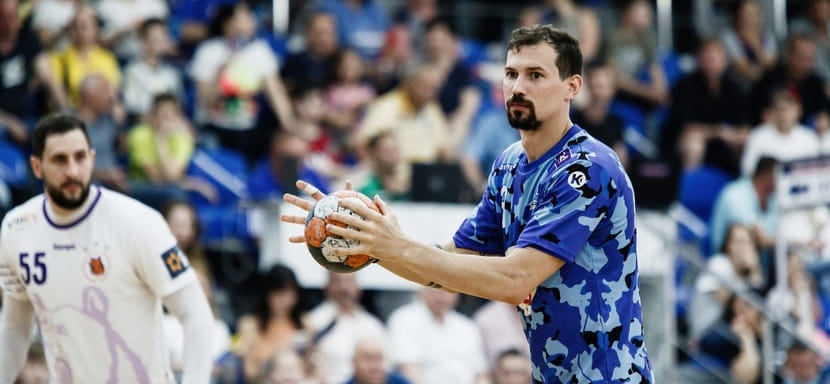 Суперлига. "Я и моя семья очень счастливы в Ставрополе". Разыгрывающий Олег Кривенко на один сезон продлил контракт с "Виктором"