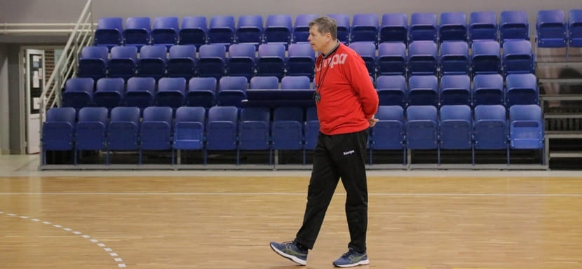 Беларусь. Игорь Папруга: "Болеют наши вратари Станислав Юрча и Егор Стасюк. Поэтому СКА понадобился голкипер Константин Ковалев"