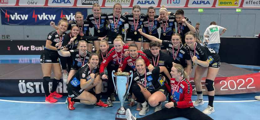 Австрия. "Хипо" завоевал кубок страны в 33-й раз, обыграв "Штоккерау"