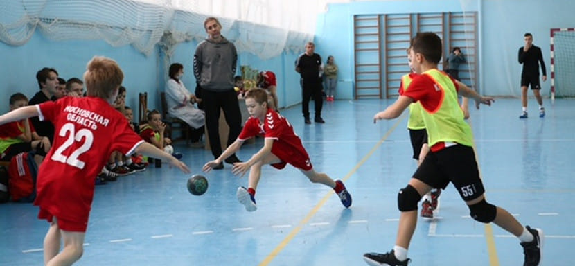 Записки родителя юного гандболиста. Константин Бойцов против товарища Дынина