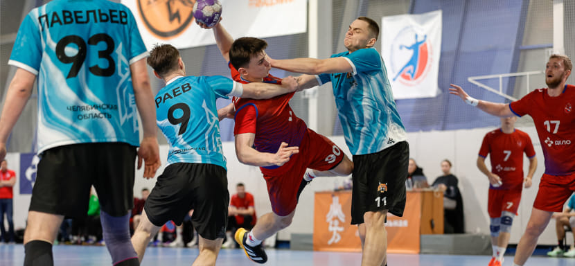 ЦСКА уверенно разобрался с "Динамо-Сунгулем" и возглавил турнирную таблицу чемпионата России. У Дмитрия Холмова 15 сейвов и 71%