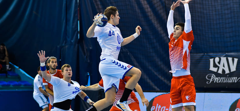 Товарищеский турнир. Хорватский "Загреб" в субботу сыграет в финале соревнований в боснийском Добое против "Аль-Ахли"