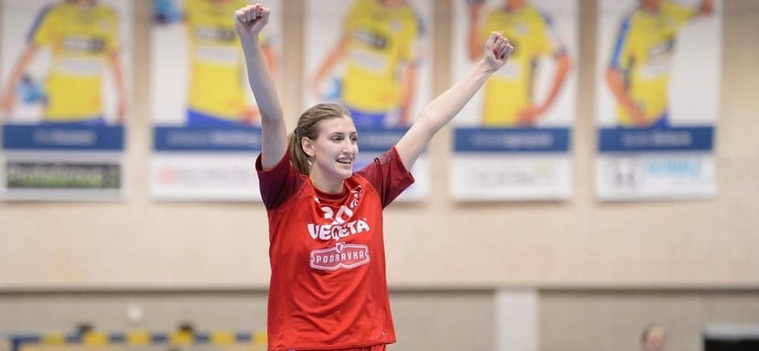 Российская левая полусредняя Алена Ихнева, выступавшая за венгерскую "Кишварду", продолжит карьеру в турецком "Кастамону"